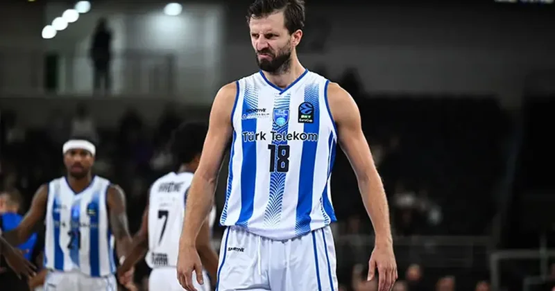 Doğuş Özdemiroğlu coştu, Türk Telekom Roma yı yaktı... (ÖZET) Türk Telekom Maxima Roma maç sonucu 92 75 Fanatik Gazetesi Basketbol Haberleri Spor