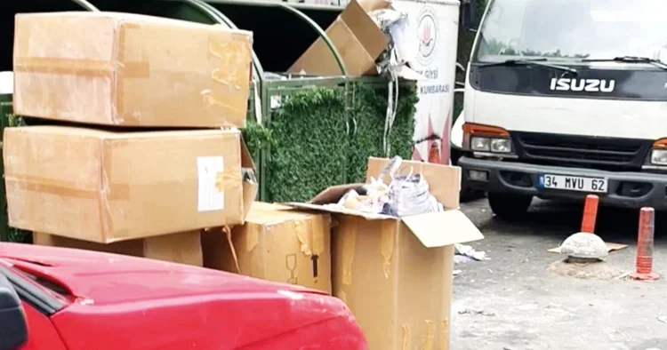Çöpteki koliler şebekeyi çökertti