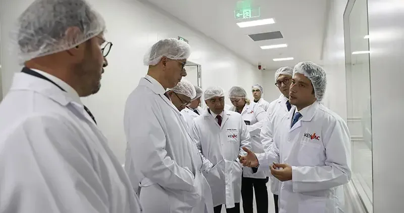 Bakan Memişoğlu, Ankara da Keyvac Biyolojik Ürünler tesisini ziyaret etti