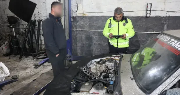 Nevşehir haberleri Nevşehir de şoke eden olay! Drift cezasından kaçmak için aracını parçaladı 06 Ekim 2026