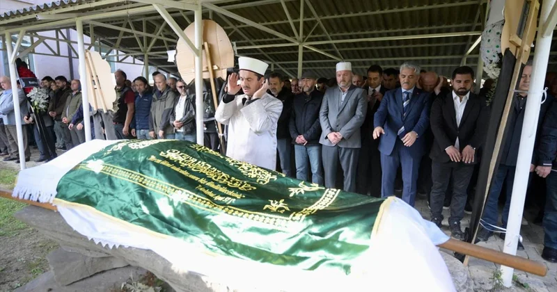 TRT muhabiri Recep Levent Öztürk e veda