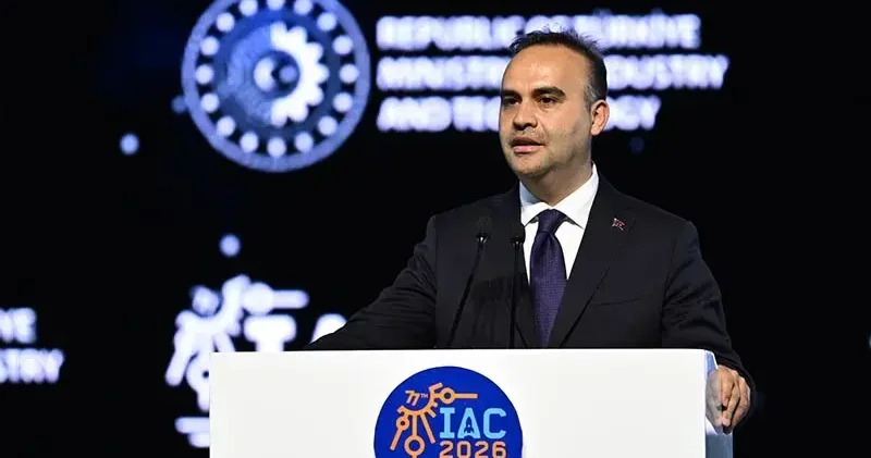 Bakan Kacır dan, Uluslararası Uzay Kongresi diplomasisi