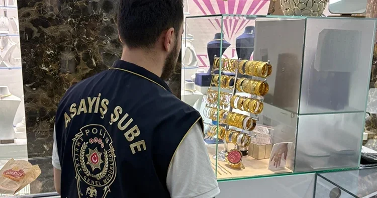 Kuyumcukent te büyük dolandırıcılık operasyonu: 64 kilo altın toplayıp eritmişler