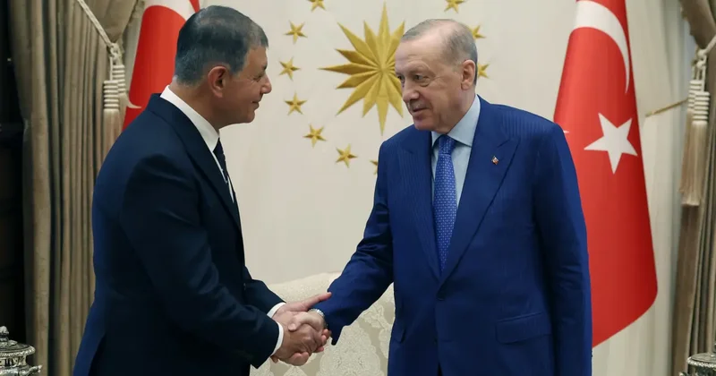 İzmir’de bomba kulis! Cemil Tugay ile 6 belediye daha AK Parti yolunda