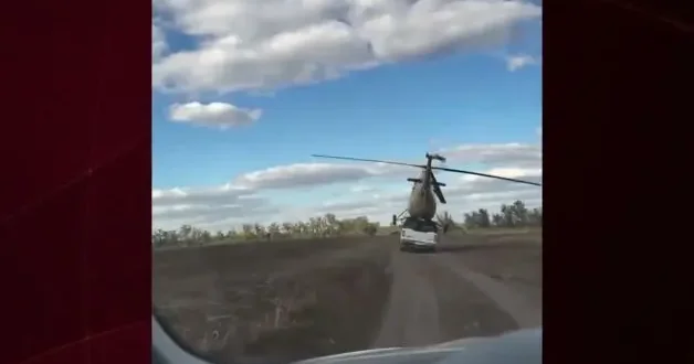 Rusya da kamyonetle helikopter taşıma girişimi kazayla bitti