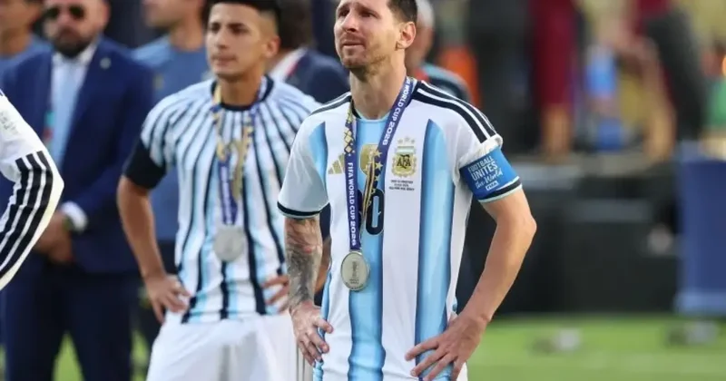 Futbol dünyasında 21 yıl sonra bir devir kapanıyor! Messi nin milli takımda son maçı