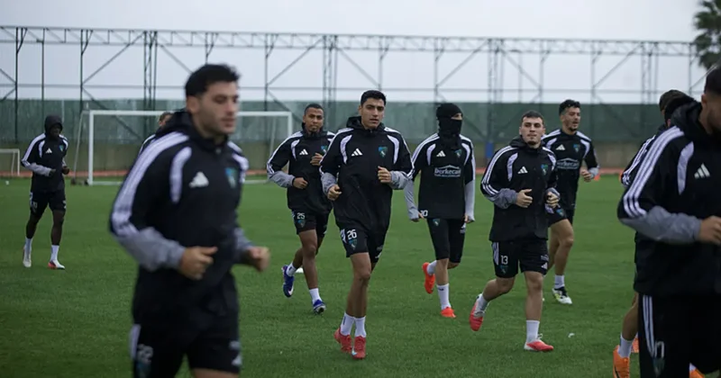 Kocaelispor da 6 futbolcu geri döndü!
