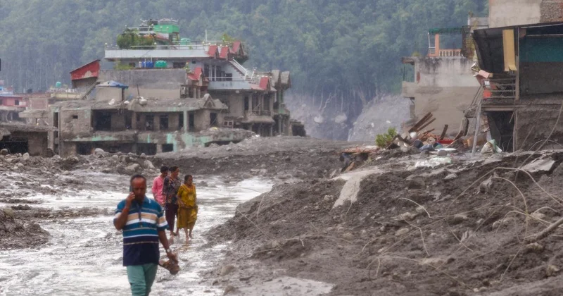 Nepal de ölümcül sel felaketinin ardından 5.200 den fazla kişi hala kayıp