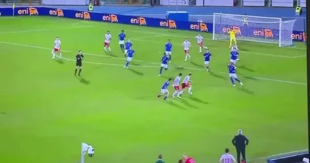 Bir dönem Süper Lig devinde oynamıştı! Kendi sahasından attığı gol gündem oldu