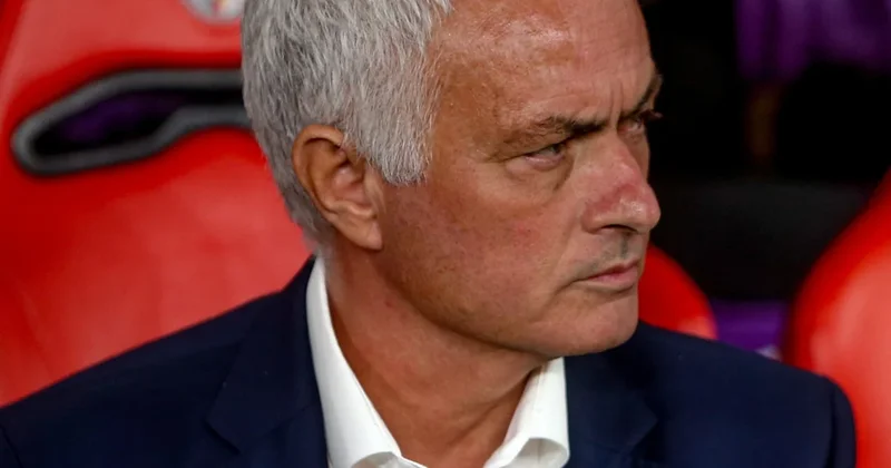 Mourinho nun yüzü gülmüyor! Yine perişan oldu... Sözcü Gazetesi