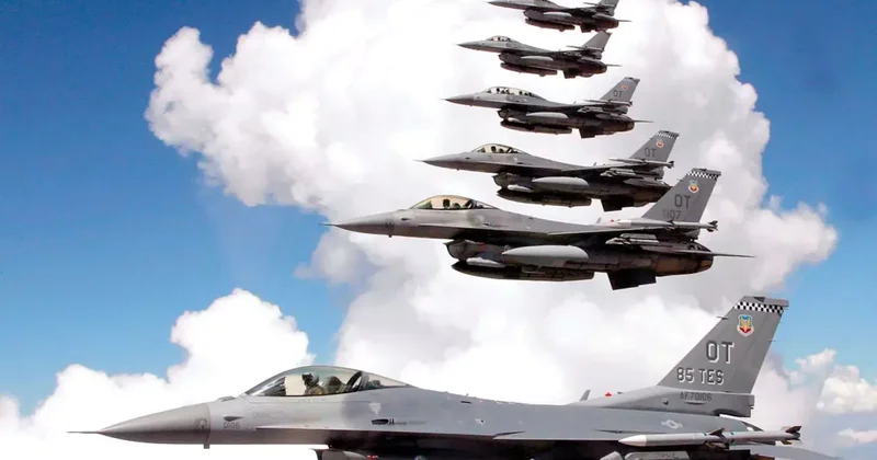 Avrupa da dikkat çeken anlaşma! 1 euroya 18 adet F 16 sattılar