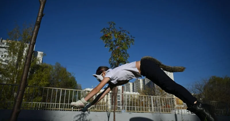 Egzersiz kurallarını değiştiren en çılgın trend: Bu akımın takipçileri bunun tüm vücudu çalıştırdığını iddia ediyor