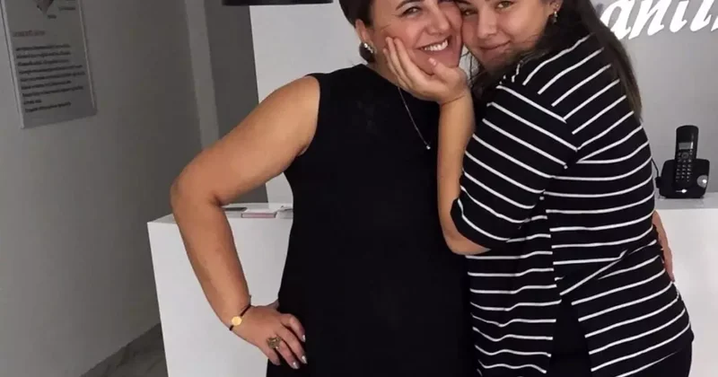 Sevgilisi annesini öldürmüştü! Genç kıza bıçakla tehditten hapis cezası