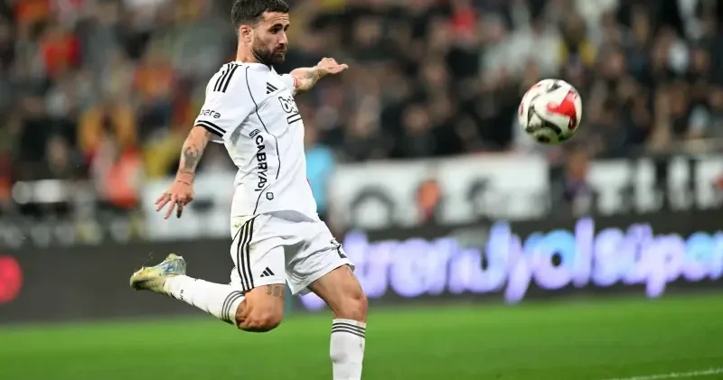 Beşiktaş ta Rafa Silva alarmı! Temasa geçtiler Futbol Haberleri