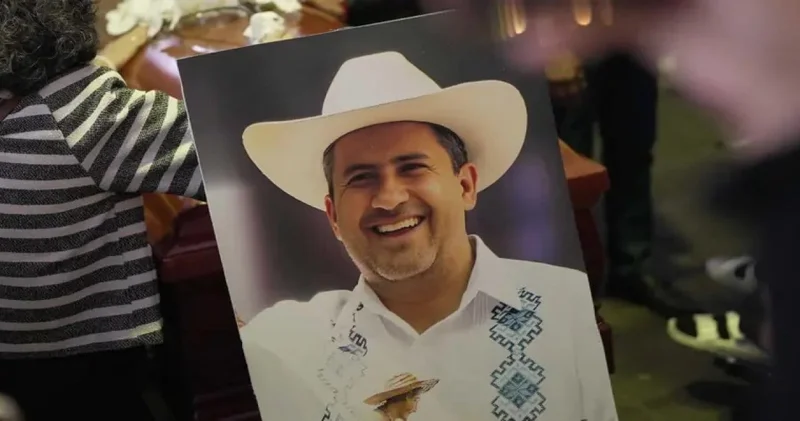 Suikasta uğrayan belediye başkanının yerine eşi geçti