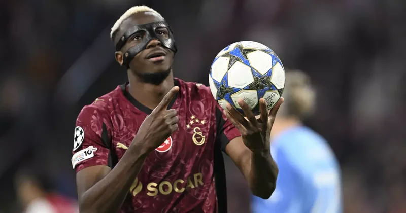 Osimhen e Şampiyonlar Ligi nde büyük onur!