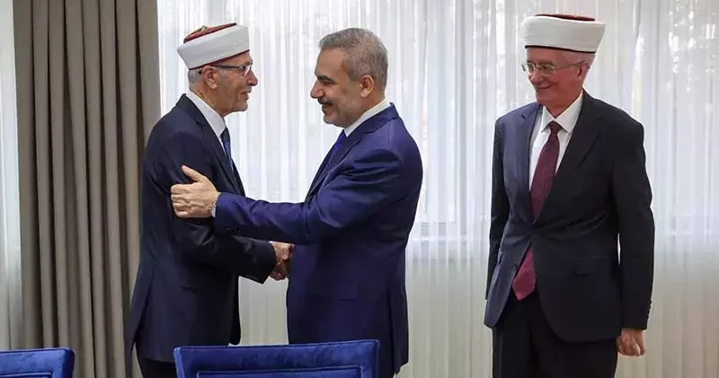 Bakan Fidan, Batı Trakya Türk Azınlığı Danışma Kurulu üyelerini kabul etti