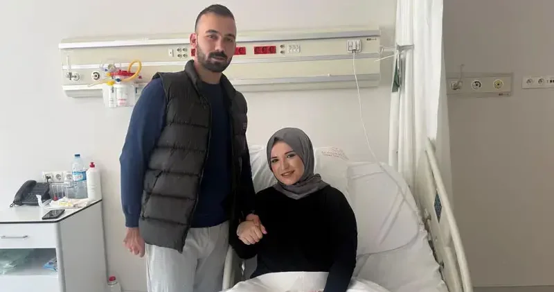 24 haftalık bebeğe anne karnında omurilik ameliyatı