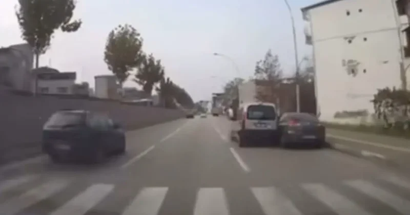 Bursa’da kazalar araç kamerasına yansıdı