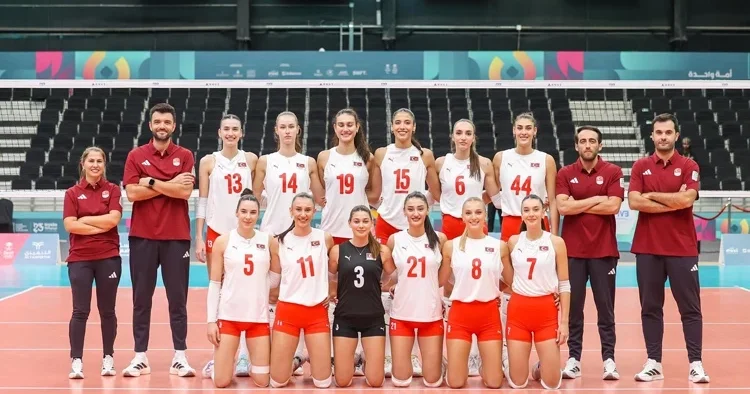A Milli Kadın Voleybol Takımı, İran a set vermedi!