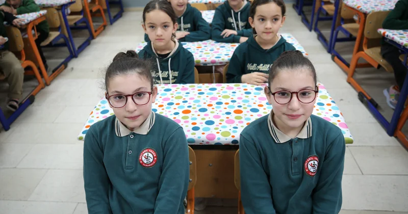 Öğretmenler ayırt edemiyor, 42 si birden aynı okulda okuyor Sözcü Gazetesi