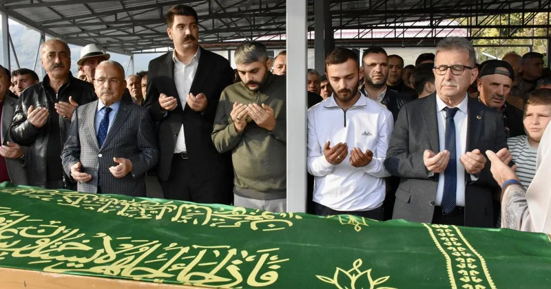 Taş ocağı şantiyesindeki göçükte hayatını kaybeden işçinin cenazesi defnedildi