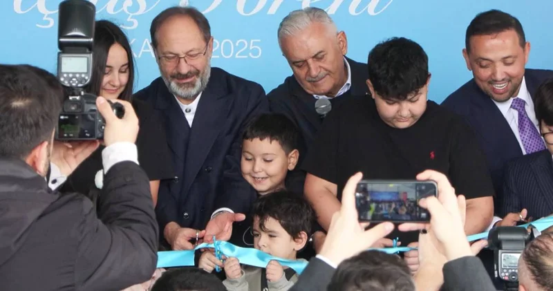 Görevden alındı ama törenlere devam ediyor: Ali Erbaş Anaokulu açılışında ortaya çıktı