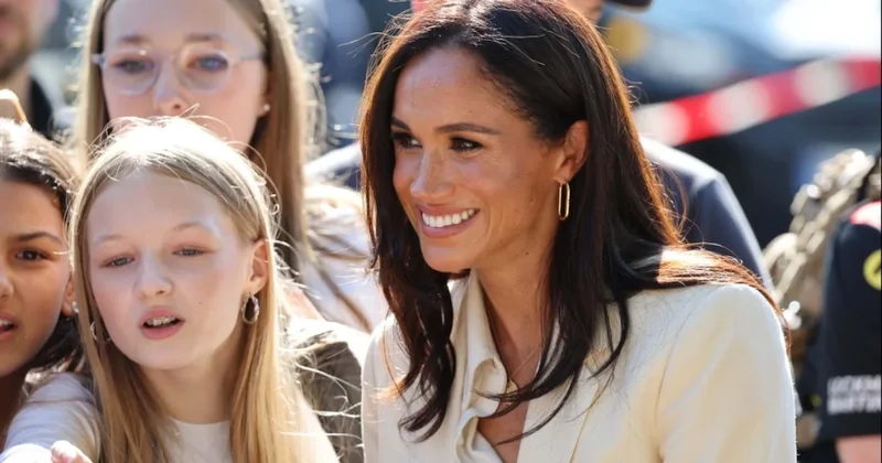 Meghan Markle 8 yıl aranın ardından setlere geri dönüyor Sözcü Gazetesi