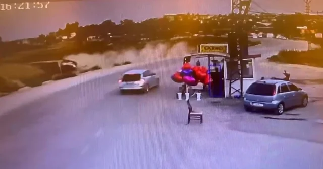 Otomobilin virajda takla attığı kaza kamerada Adana Haberleri