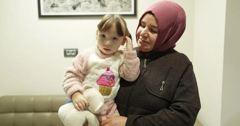 2 yaşındaki Melike Nur, annesinden alınan karaciğer parçasıyla sağlığına kavuştu