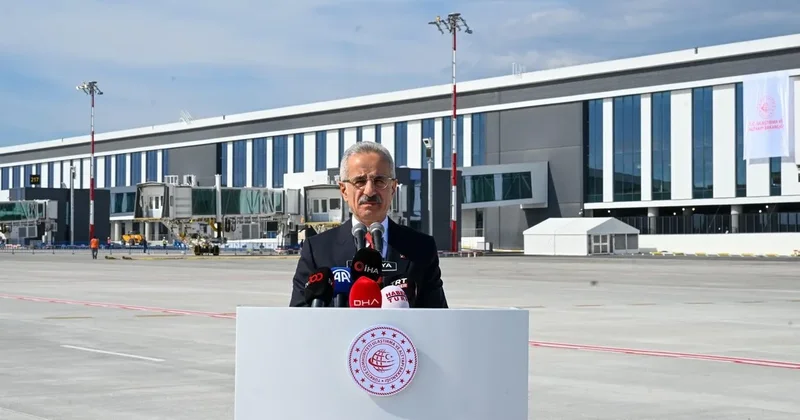 Metropol havalimanları İstanbul’un nüfusunu 7’ye katladı