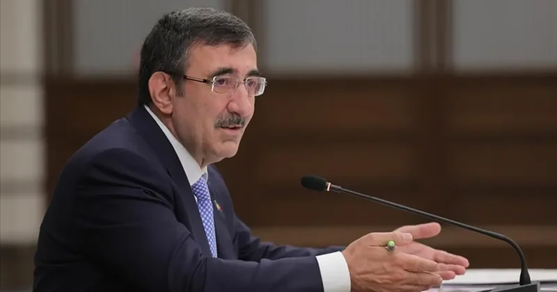 Cumhurbaşkanı Yardımcısı Yılmaz: Cumhurbaşkanımız Erdoğan’a yönelik öfke dolu sözleri en güçlü şekilde kınıyorum