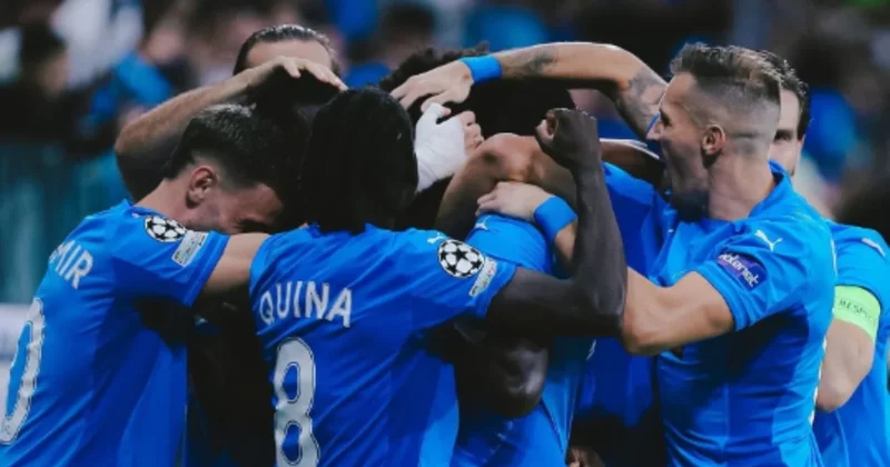 Şampiyonlar Ligi nde tarihi gece Sözcü Gazetesi