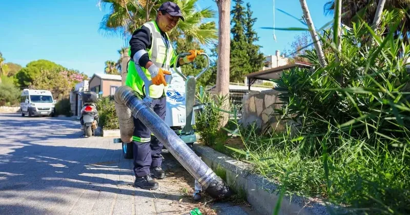 Yeni nesil elektrikli yol süpürme araçları Bodrum’da