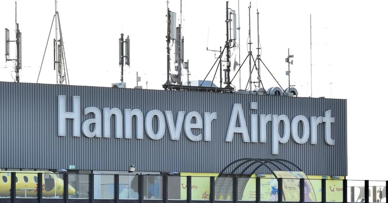 Almanya da Hannover Havalimanı nda görülen dron nedeniyle hava trafiği aksadı