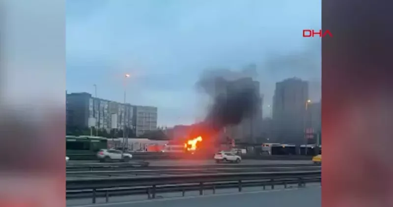 Cevizlibağ da iş makinesi alev alev yanıyor