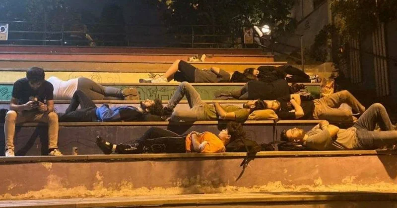 Eğitimde düşüş işsizlikte rekor: Türkiye gençliğini kaybediyor!