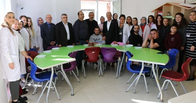 Merzifon Kaymakam Karaaslan, rehabilitasyon merkezlerini ziyaret etti Amasya Haberleri