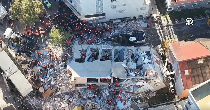 Bakanlıktan Gebze de yıkılan binaya ilişkin kritik açıklama: Zemin önemli bir etken olmuş Sözcü Gazetesi