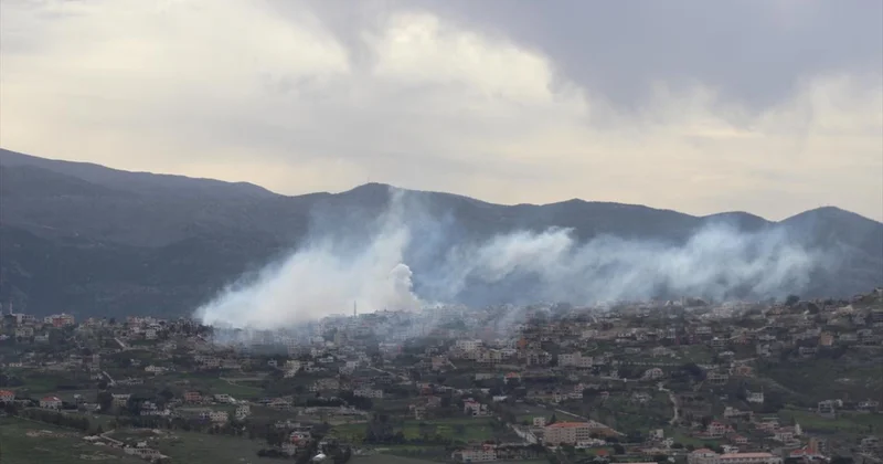 Lübnanlılar, ülkenin güneyinde İsrail in saldırı tehdidinde bulunduğu beldeleri boşaltıyor