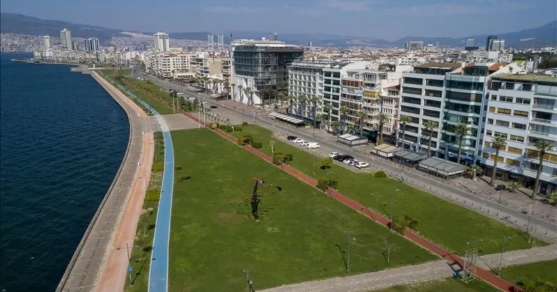 İzmir de taşınmazların satışı yapıldı