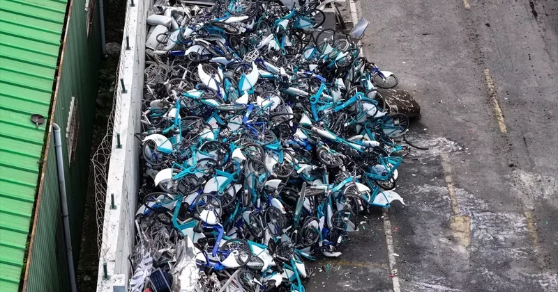 İSBİKE Bisikletler Hurdada