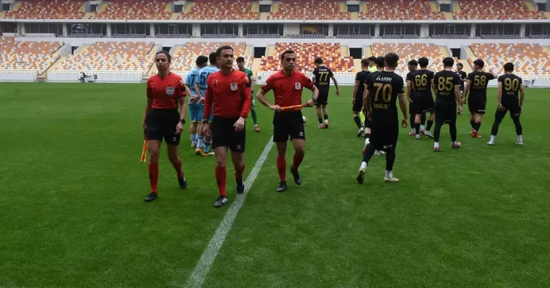 TFF 2 nci Lig de görülmemiş olay! Sahaya 7 futbolcuyla çıktılar