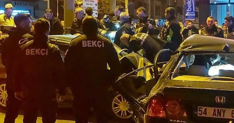 Sakarya da iki otomobil birbirine girdi: 1 kişi hayatını kaybetti 3 yaralı