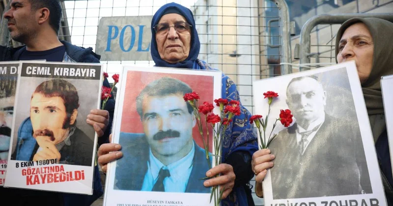 Cumartesi Anneleri 1080 inci haftada!