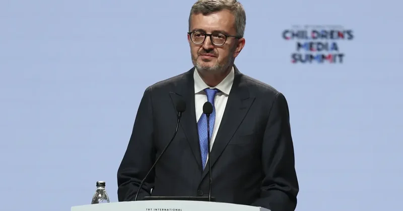 Dijital tehlikeye karşı çocuklar için yeni adım: İletişim Başkanı Duran duyurdu!