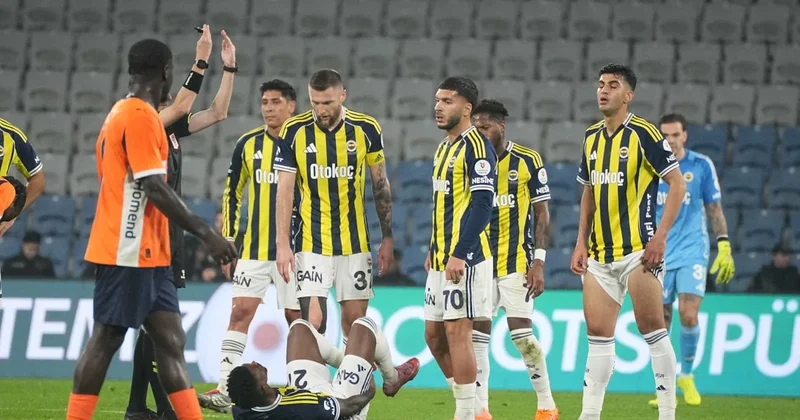 İlk yarının son düdüğüne F.Bahçeli futbolculardan yoğun itiraz Sözcü Gazetesi