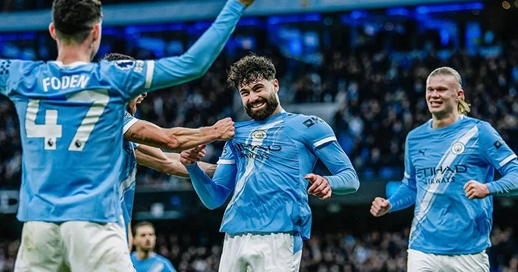 Manchester City, Sunderland ı farklı mağlup etti!