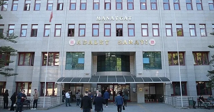 Manavgat taki yolsuzluk soruşturmasında yeni detaylar... Hüseyin Cem Gül ün neler yapacağından korktum