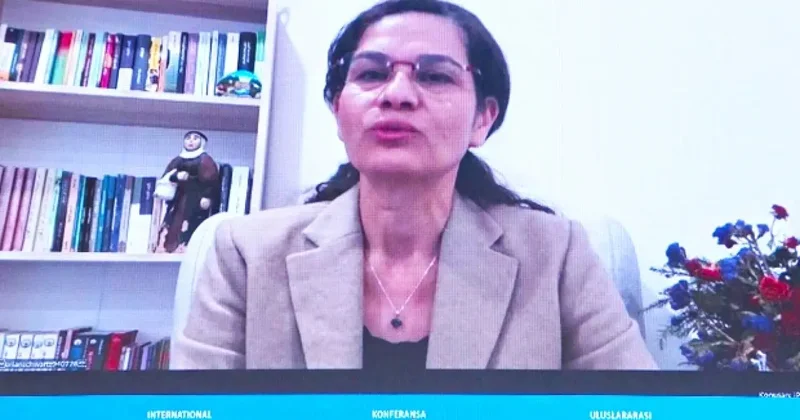 Teröristi İstanbul da çevrimiçi konuşturdular! Öcalan a özgürlük istedi